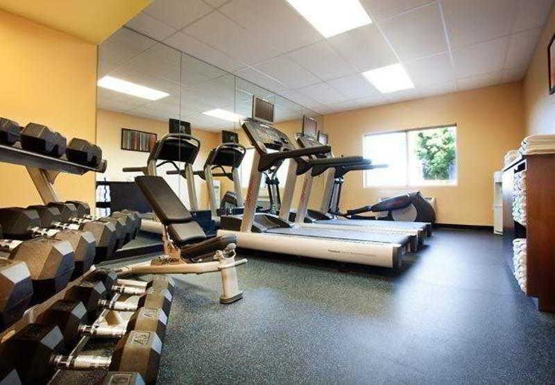 Comfort Inn & Suites Phoenix North - Deer Valley Bagian luar foto
